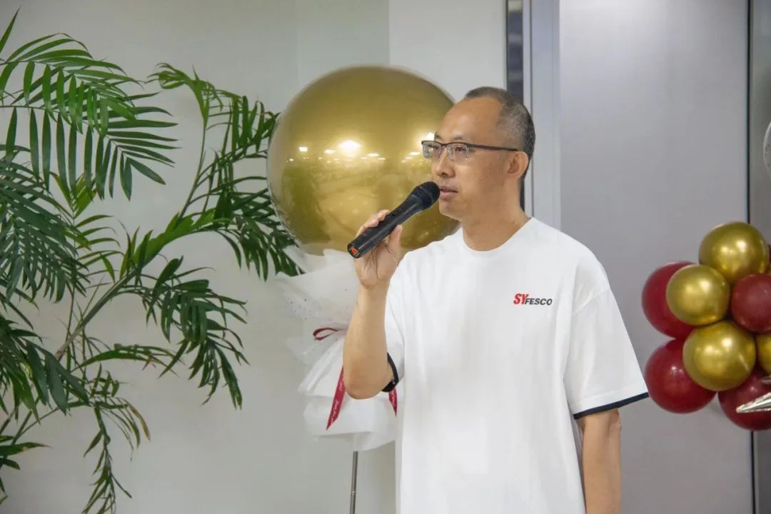 蓄力三十載 凝心再出發(fā)——沈陽(yáng)外服三十周年慶?；顒?dòng)